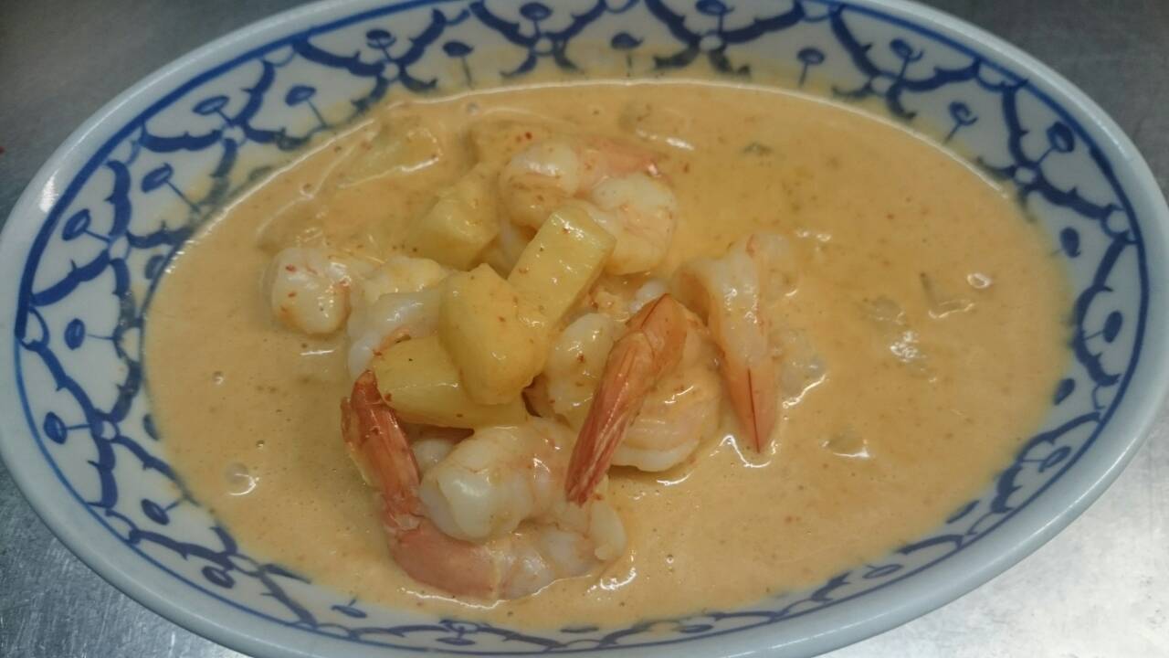 Pineapple Curry Prawn - Click Image to Close